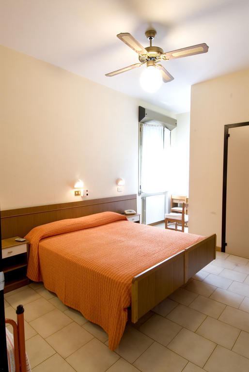 Hotel Belvedere Castrocaro Terme e Terra del Sole Zimmer foto